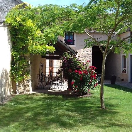 Ilot Bonheur Hotel Ury Bagian luar foto